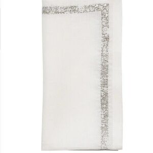 NWT KIM SEYBERT WHITE LINEN & SILVER METALLIC THREAD SET OF 2 impression napkin